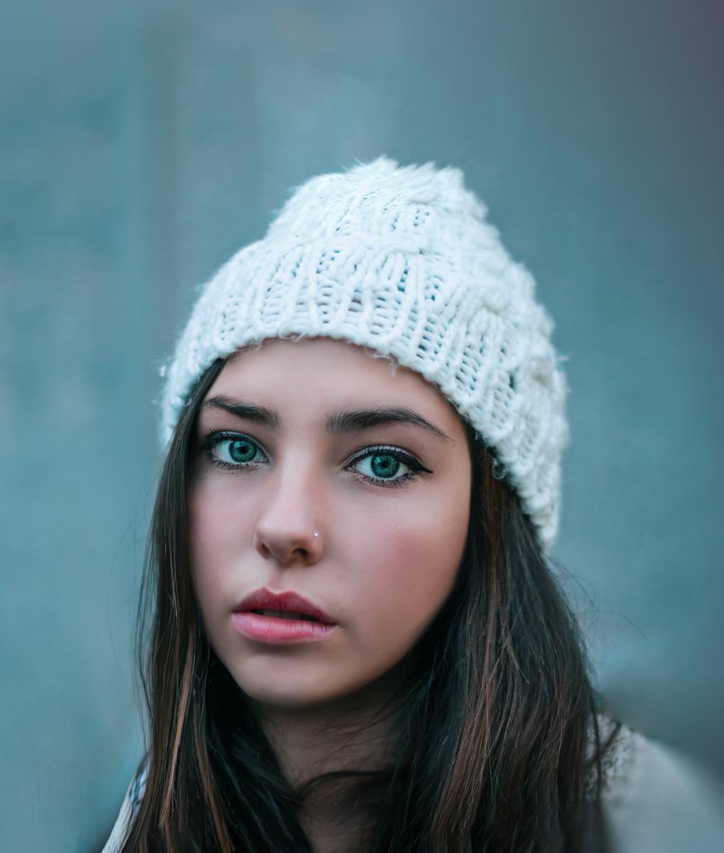 girl-beauty-knit-cap-nose-headgear-cap-1422017-pxhere.com